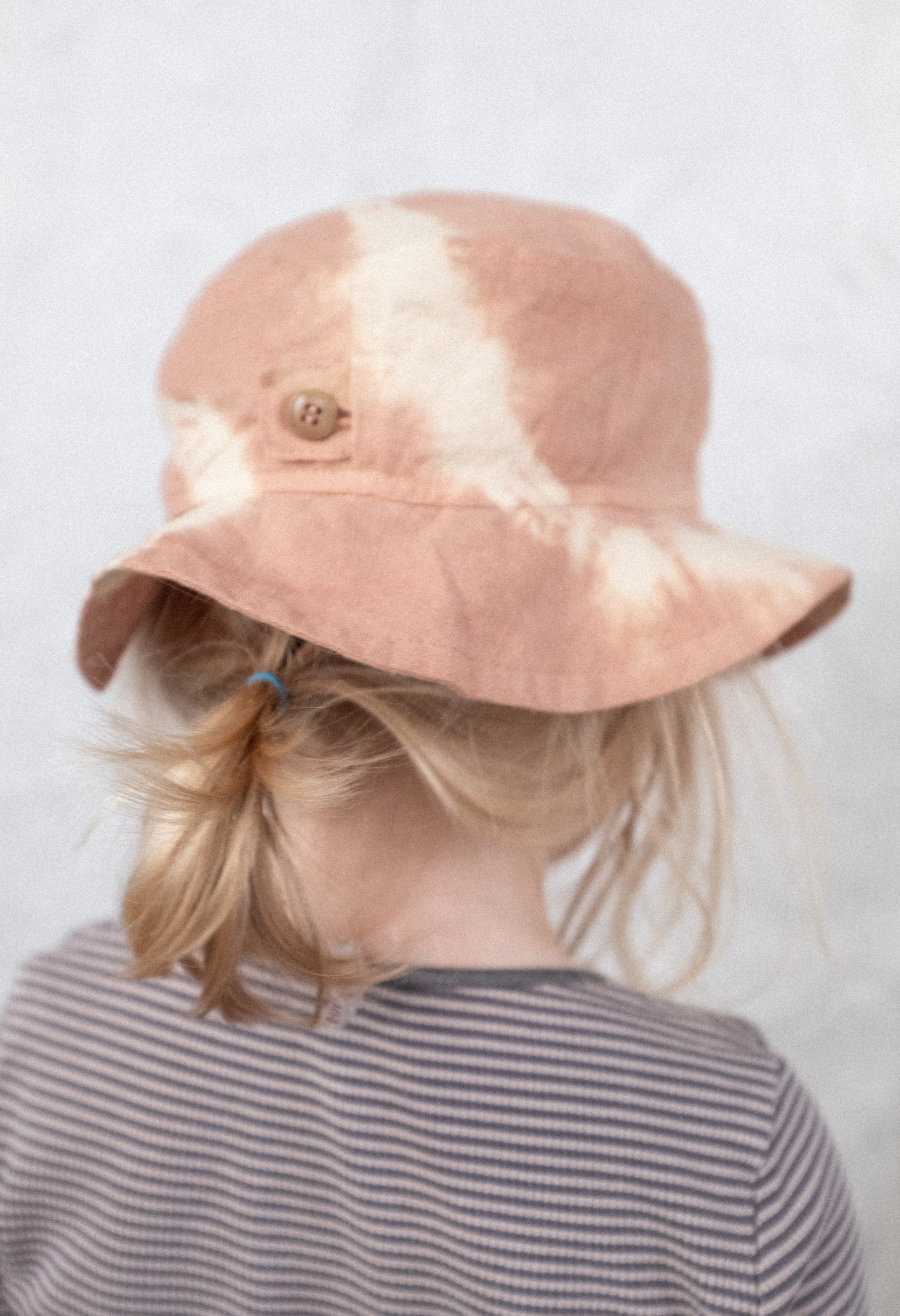 Solhat i hør (str 48-50 cm)